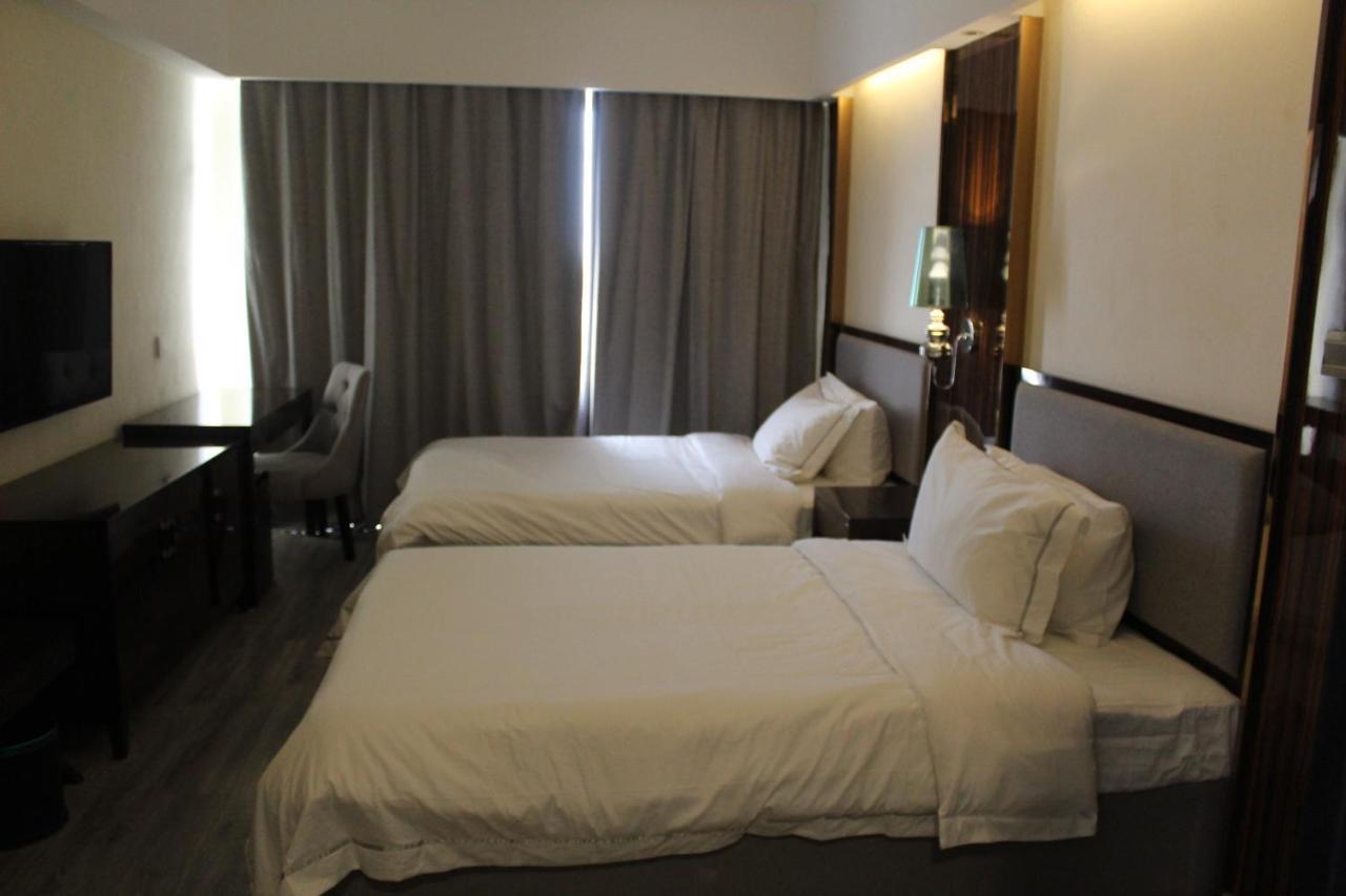 308 Hotel Sihanoukville Exterior photo