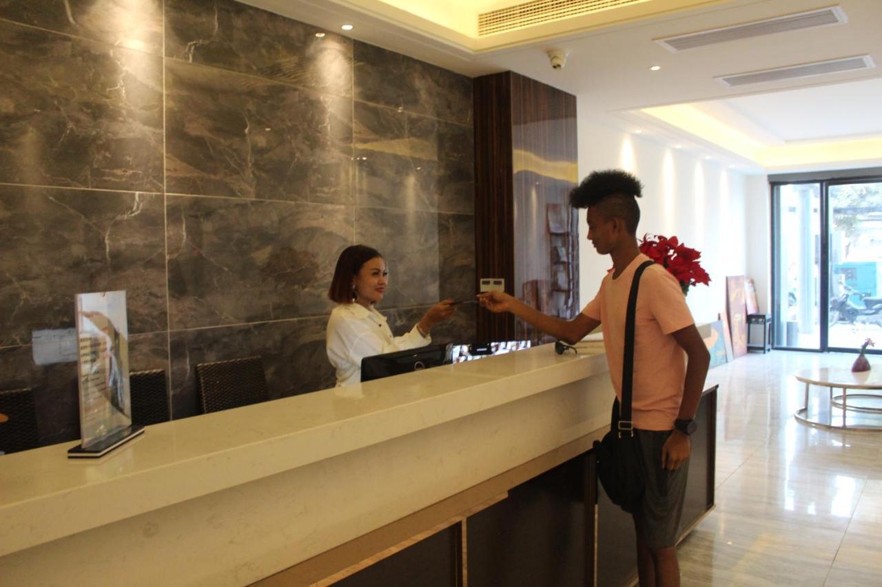 308 Hotel Sihanoukville Exterior photo