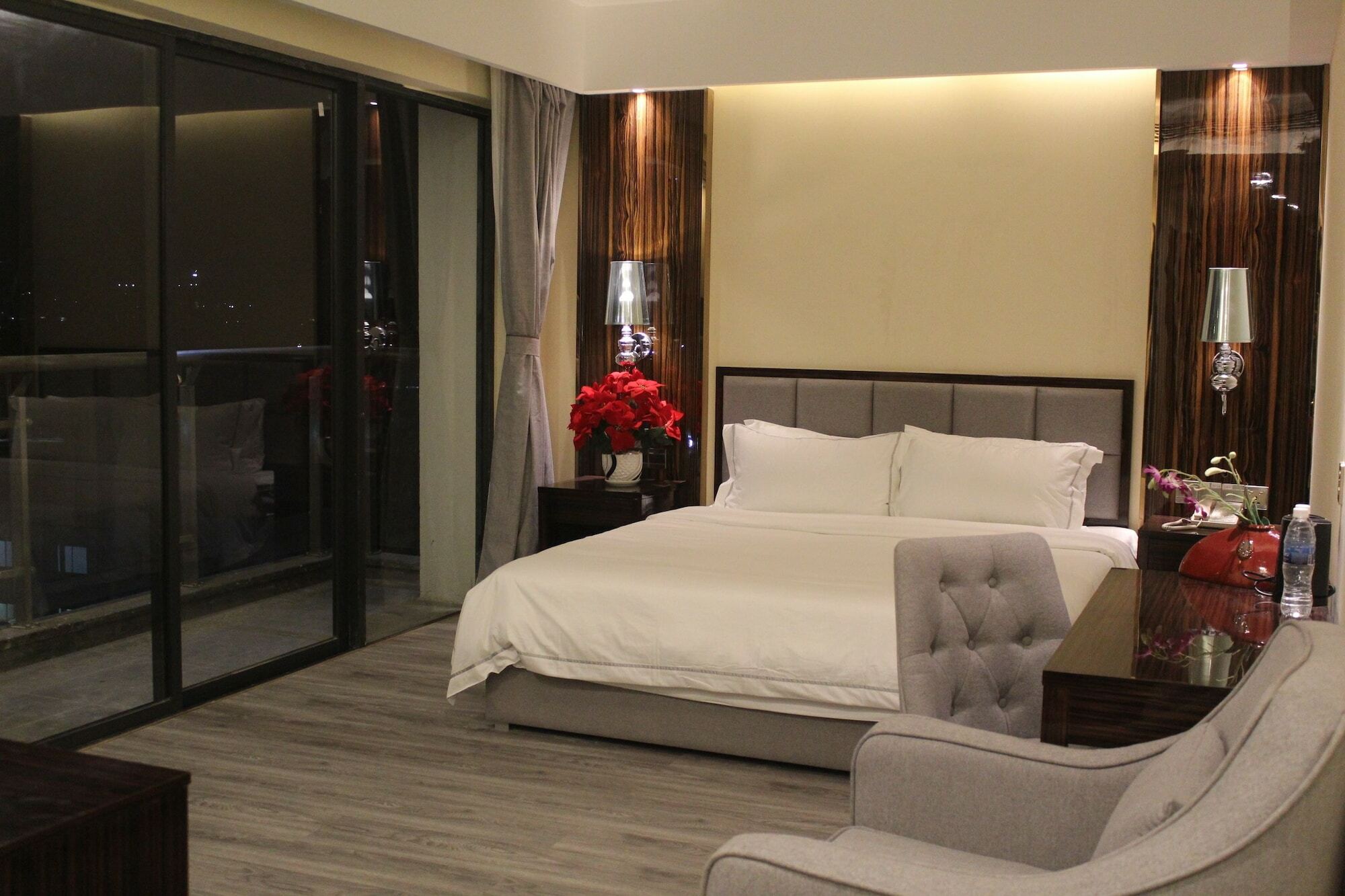 308 Hotel Sihanoukville Exterior photo